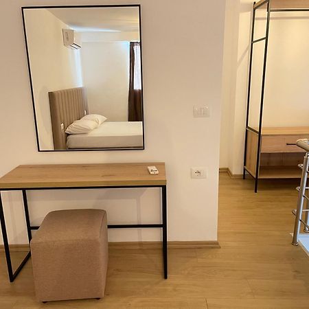 Sunrose Residences ساراندا المظهر الخارجي الصورة